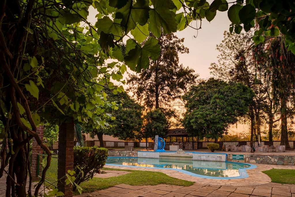 Kadoma Hotel & Conference Centre 시설 사진