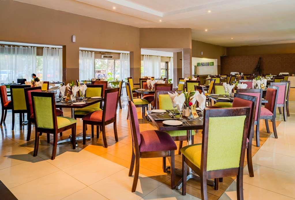 Kadoma Hotel & Conference Centre 시설 사진