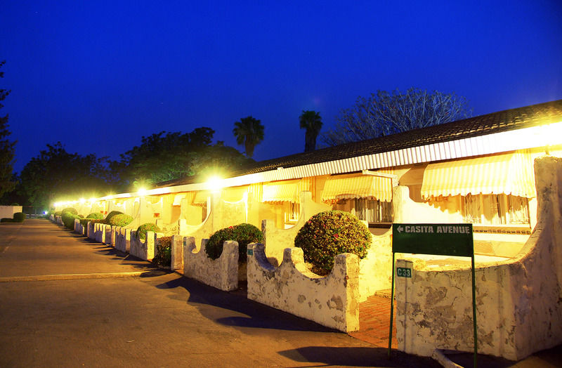 Kadoma Hotel & Conference Centre 외부 사진