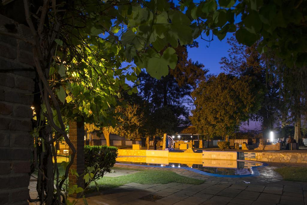 Kadoma Hotel & Conference Centre 외부 사진