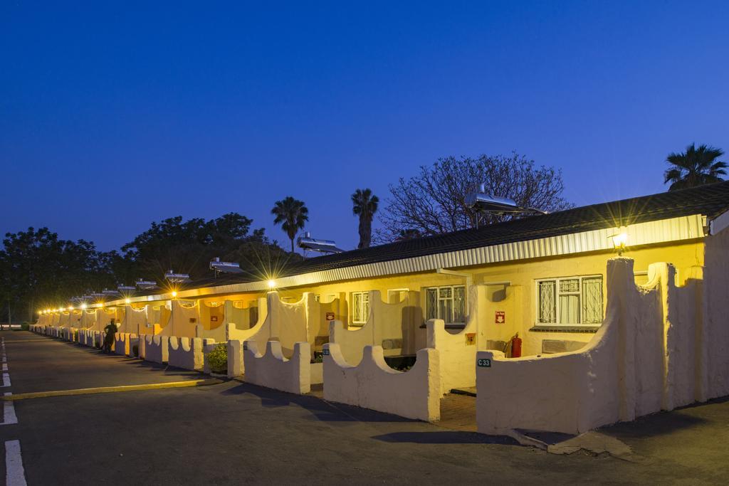 Kadoma Hotel & Conference Centre 외부 사진