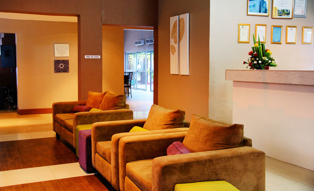 Kadoma Hotel & Conference Centre 외부 사진